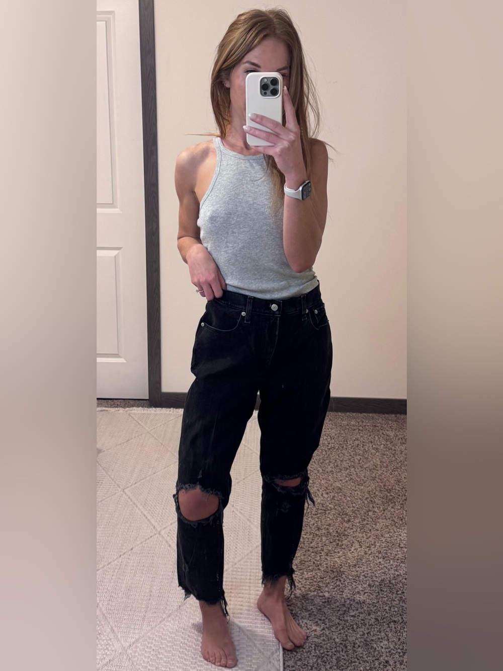 Abercrombie High Rise Mom Jeans Black Distressed Raw Hem Size 29